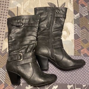 Gray heeled mid-shaft boots